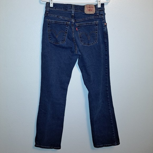 Levi's Women's Classic Relaxed Bootcut 550 Jeans size 6M - Picture 2 of 9
